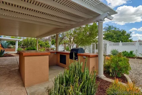 Exterior - 1545 Hidden Mesa Rd, El Cajon, CA 92019 photo 8 of 23