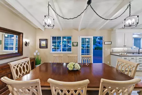 Dining - 13841 Sagewood, Poway, CA 92064 photo 3 of 4