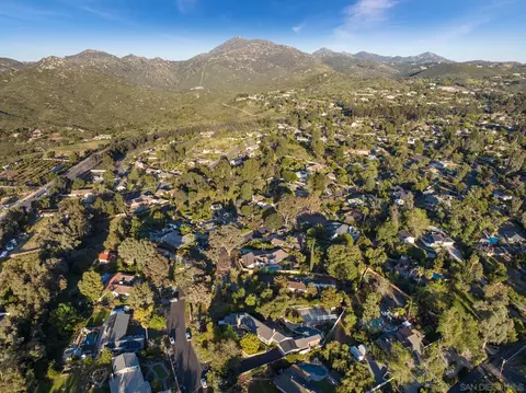 View/Area - 13841 Sagewood, Poway, CA 92064 photo 7 of 15