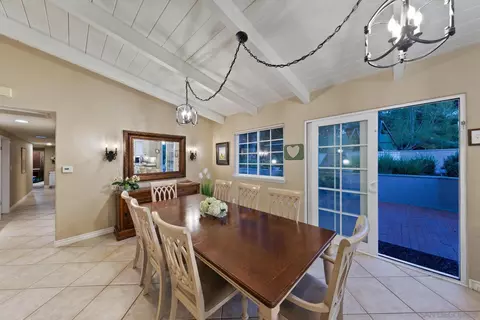 Dining - 13841 Sagewood, Poway, CA 92064 photo 2 of 4