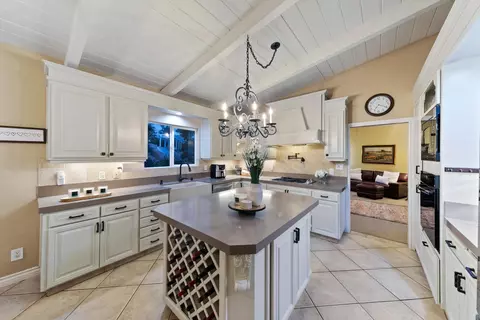 Kitchen - 13841 Sagewood, Poway, CA 92064 photo 2 of 3