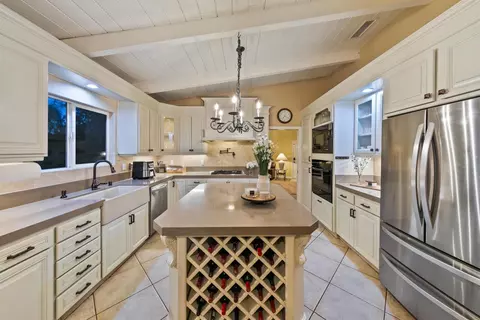 Kitchen - 13841 Sagewood, Poway, CA 92064 photo 3 of 3