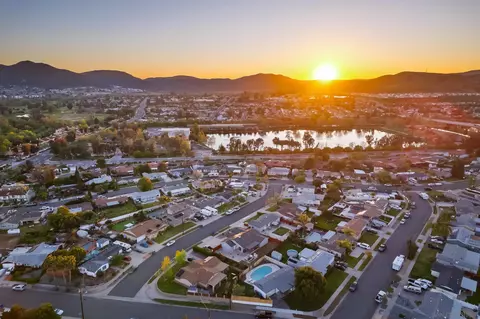 View/Area - 9354 Woodruff Way, Santee, CA 92071 photo 10 of 12