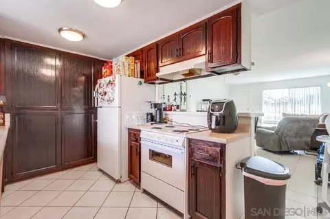 Kitchen - 903 N Fig St #A, Escondido, CA 92026 photo 3 of 5