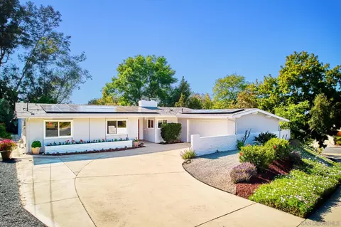 7894 Highwood Ave, La Mesa, CA 91941