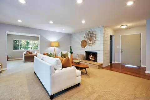 Living - 7894 Highwood Ave, La Mesa, CA 91941 photo 2 of 6