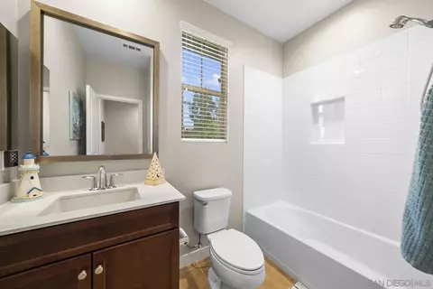 Bath - 7517 Eagle Dr, Santee, CA 92071 photo 5 of 5