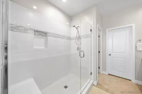 Bath - 7517 Eagle Dr, Santee, CA 92071 photo 4 of 5