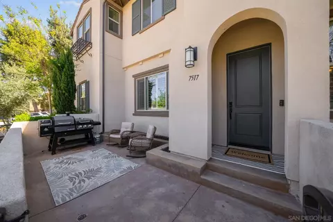 7517 Eagle Dr, Santee, CA 92071