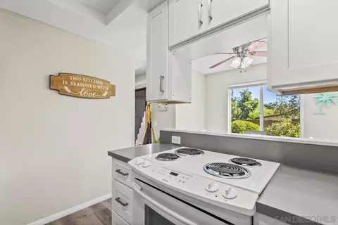 Kitchen - 2157 Arnold Way #113, Alpine, CA 91901 photo 3 of 4