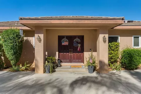 11788 Hi Ridge Rd, Lakeside, CA 92040