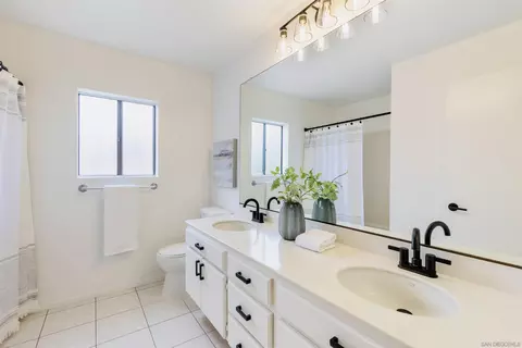 Bath - 1362 Eldean Ln, Oceanside, CA 92054 photo 2 of 2
