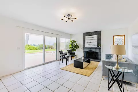 Living - 1362 Eldean Ln, Oceanside, CA 92054 photo 7 of 8