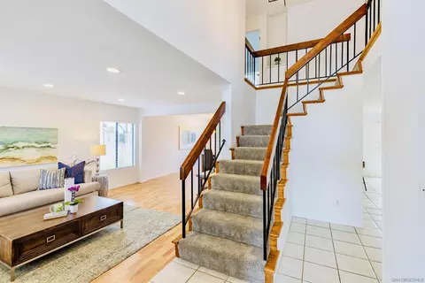 Entry Way - 1362 Eldean Ln, Oceanside, CA 92054 photo 1 of 2