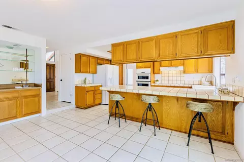 Kitchen - 1362 Eldean Ln, Oceanside, CA 92054 photo 1 of 3