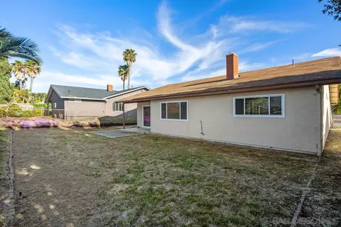 Exterior - 3920 Bedford Ave, Oceanside, CA 92056 photo 7 of 9