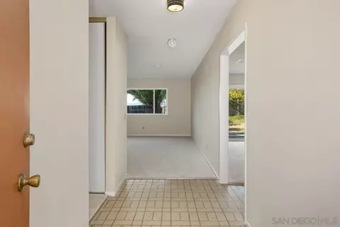 Entry Way - 3920 Bedford Ave, Oceanside, CA 92056 photo 1 of 1
