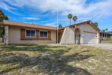 Exterior - 3920 Bedford Ave, Oceanside, CA 92056 photo 2 of 9