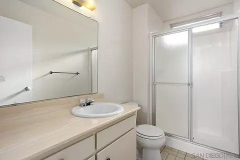 Bath - 3920 Bedford Ave, Oceanside, CA 92056 photo 2 of 2