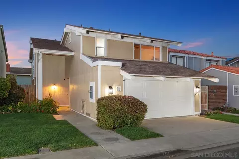 Exterior - 11 Bahama Bnd, Coronado, CA 92118 photo 1 of 19