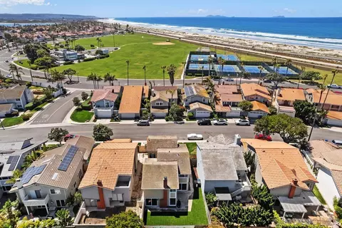 View/Area - 11 Bahama Bnd, Coronado, CA 92118 photo 6 of 9