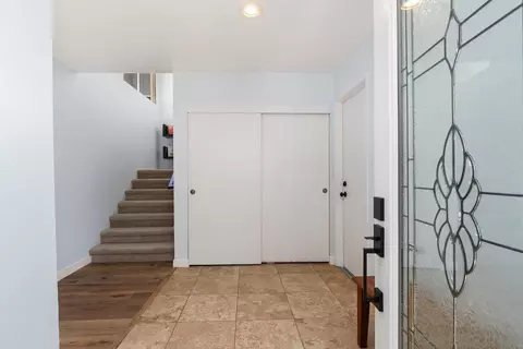 Entry Way - 11 Bahama Bnd, Coronado, CA 92118 photo 2 of 7
