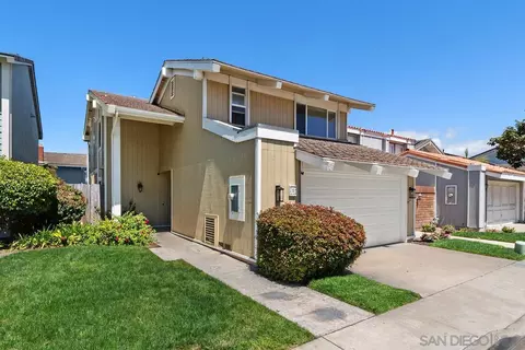 Exterior - 11 Bahama Bnd, Coronado, CA 92118 photo 12 of 19