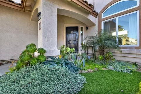 Exterior - 43173 Corte Tolosa, Temecula, CA 92592 photo 3 of 8