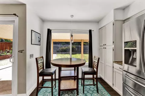 Dining - 43173 Corte Tolosa, Temecula, CA 92592 photo 1 of 1