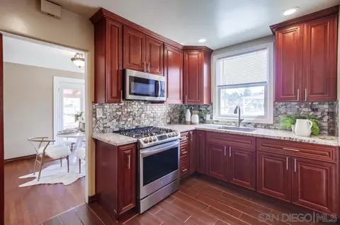 Kitchen - 416 Taft Ave, El Cajon, CA 92020 photo 2 of 3