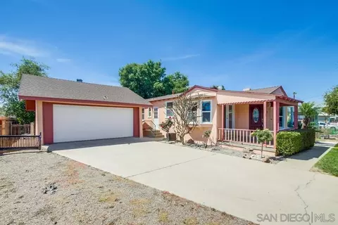Exterior - 416 Taft Ave, El Cajon, CA 92020 photo 1 of 10