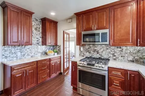 Kitchen - 416 Taft Ave, El Cajon, CA 92020 photo 3 of 3