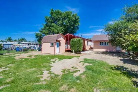 Exterior - 416 Taft Ave, El Cajon, CA 92020 photo 8 of 10