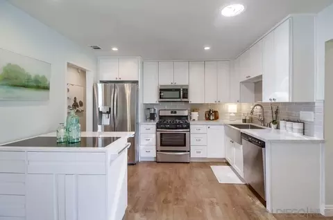 Kitchen - 9470 W Heaney Cir, Santee, CA 92071 photo 2 of 7