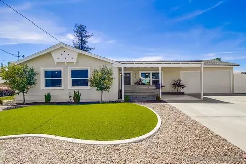 9470 W Heaney Cir, Santee, CA 92071