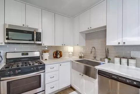 Kitchen - 9470 W Heaney Cir, Santee, CA 92071 photo 4 of 7