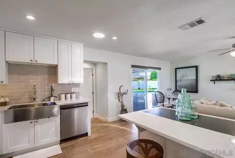 Kitchen - 9470 W Heaney Cir, Santee, CA 92071 photo 6 of 7