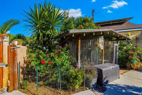 Exterior - 9208 Los Coches Rd, Lakeside, CA 92040 photo 20 of 31