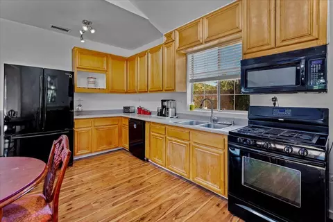 Kitchen - 9208 Los Coches Rd, Lakeside, CA 92040 photo 1 of 2