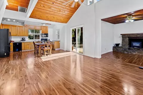 Dining - 9208 Los Coches Rd, Lakeside, CA 92040 photo 2 of 6