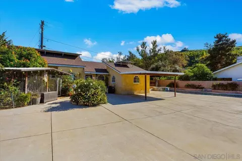 Exterior - 9208 Los Coches Rd, Lakeside, CA 92040 photo 15 of 31
