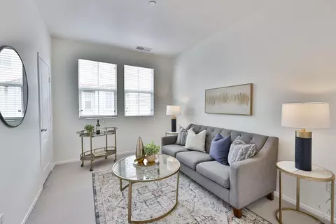 Living - 9927 Leavesly Trl, Santee, CA 92071 photo 6 of 9