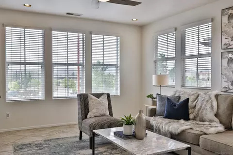 Living - 9927 Leavesly Trl, Santee, CA 92071 photo 3 of 9