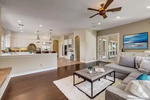 Living - 11736 Treadwell Dr, Poway, CA 92064 photo 7 of 8