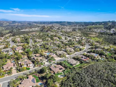 View/Area - 11736 Treadwell Dr, Poway, CA 92064 photo 8 of 8