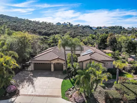 View/Area - 11736 Treadwell Dr, Poway, CA 92064 photo 4 of 8