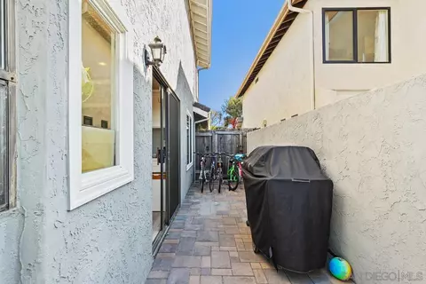 Exterior - 1760 Shadow Mountain Dr, Encinitas, CA 92024 photo 9 of 19