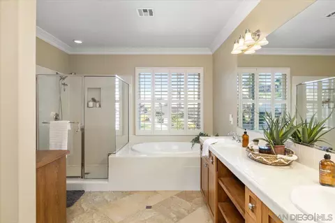 Bath - 10664 Carla Ct, Escondido, CA 92026 photo 1 of 4