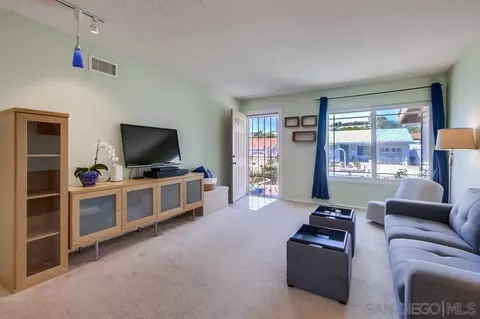 Living - 13409 Utopia Rd, Poway, CA 92064 photo 1 of 4