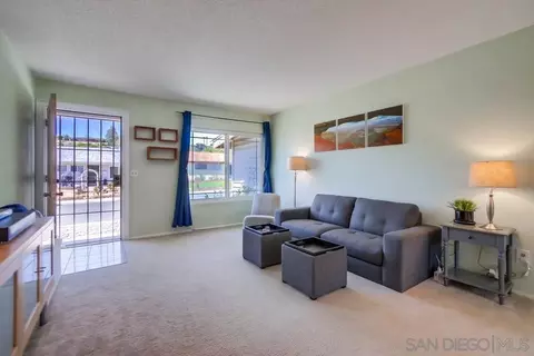 Living - 13409 Utopia Rd, Poway, CA 92064 photo 3 of 4